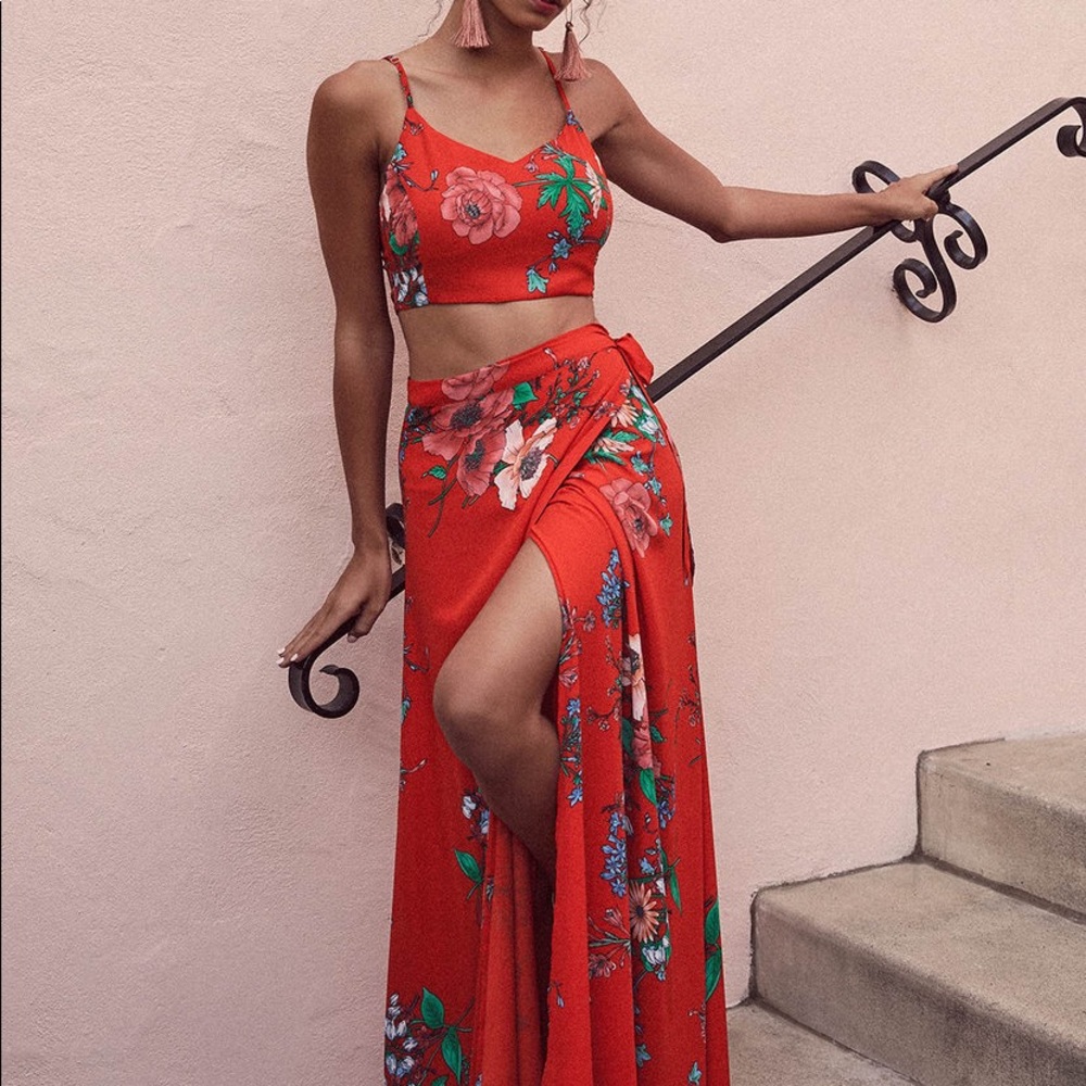 Lulu’s two-piece maxi!